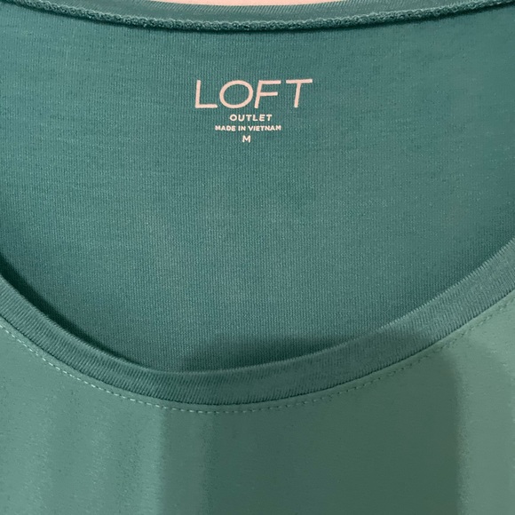 Loft Outlet Light Green Long Sleeve Shirt - Picture 2 of 3